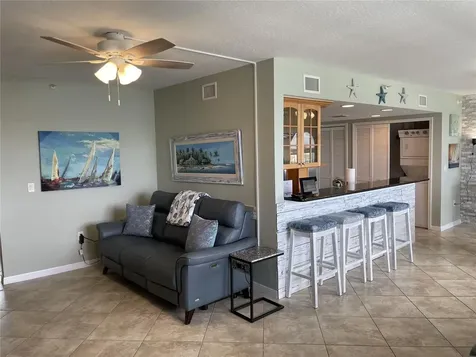 445 Hamden Drive Clearwater Beach FL 33767