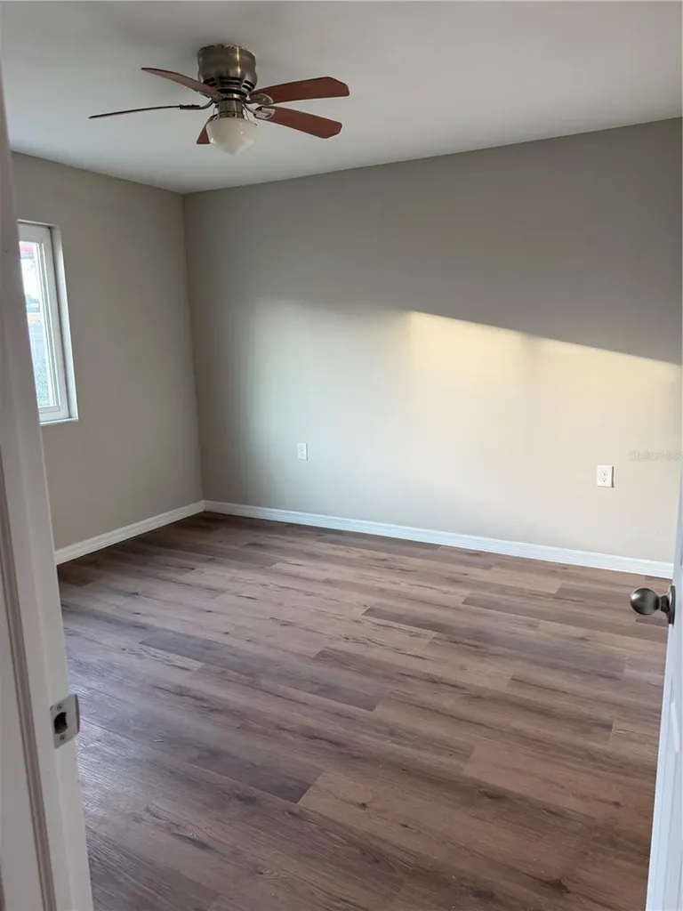 39132 County Road 54 Zephyrhills FL 33542