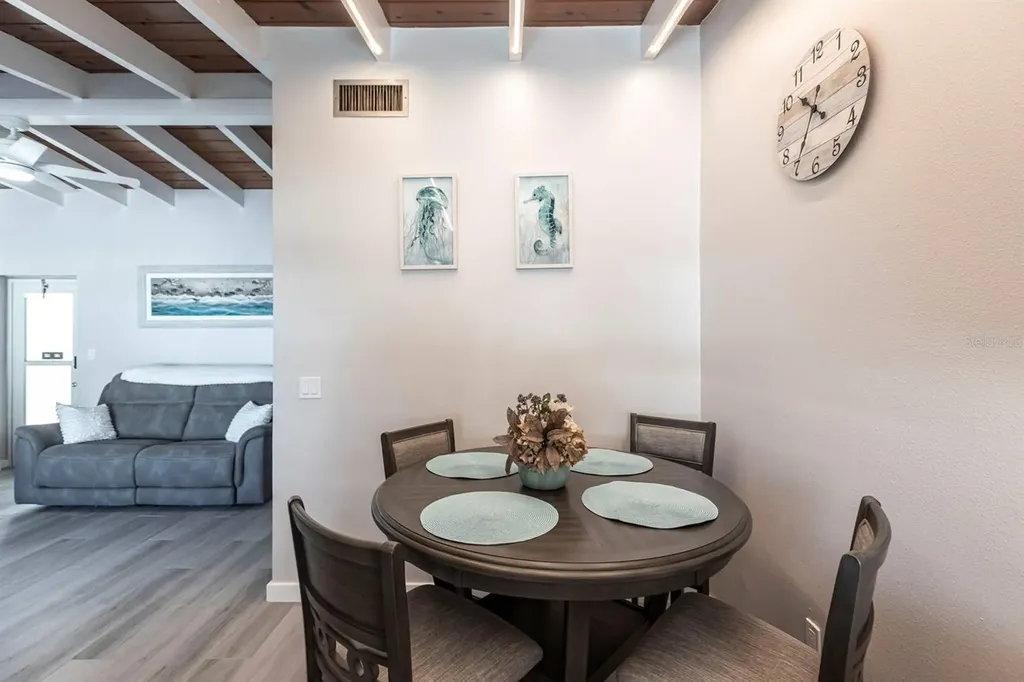 6006 Midnight Pass Road Sarasota FL 34242