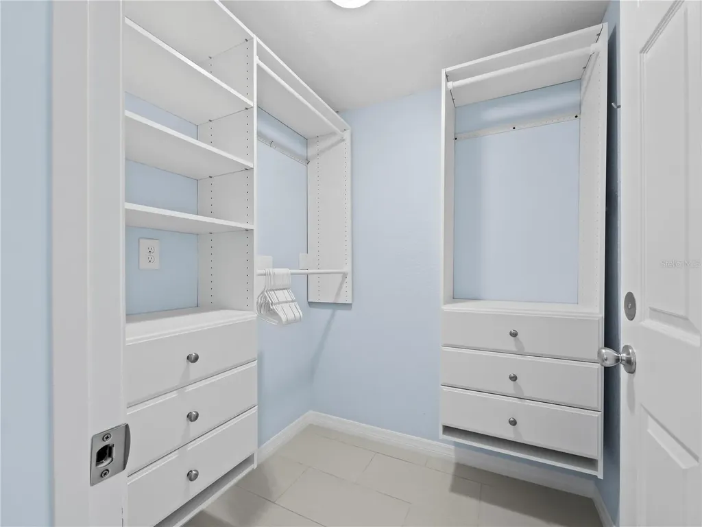 744 Jungle Queen Way Longboat Key FL 34228