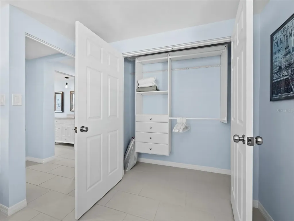 744 Jungle Queen Way Longboat Key FL 34228