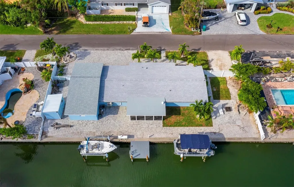 744 Jungle Queen Way Longboat Key FL 34228