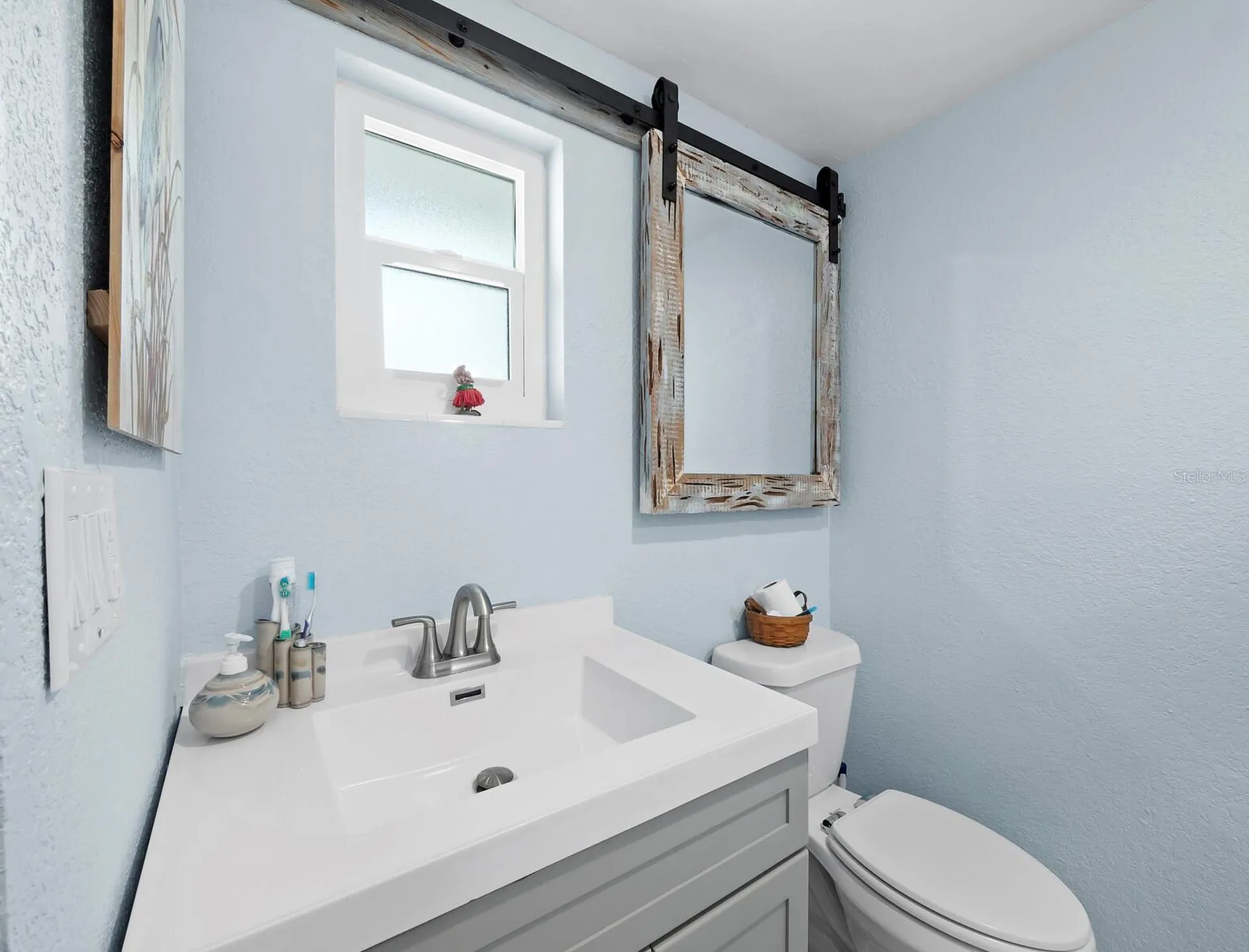744 Jungle Queen Way Longboat Key FL 34228