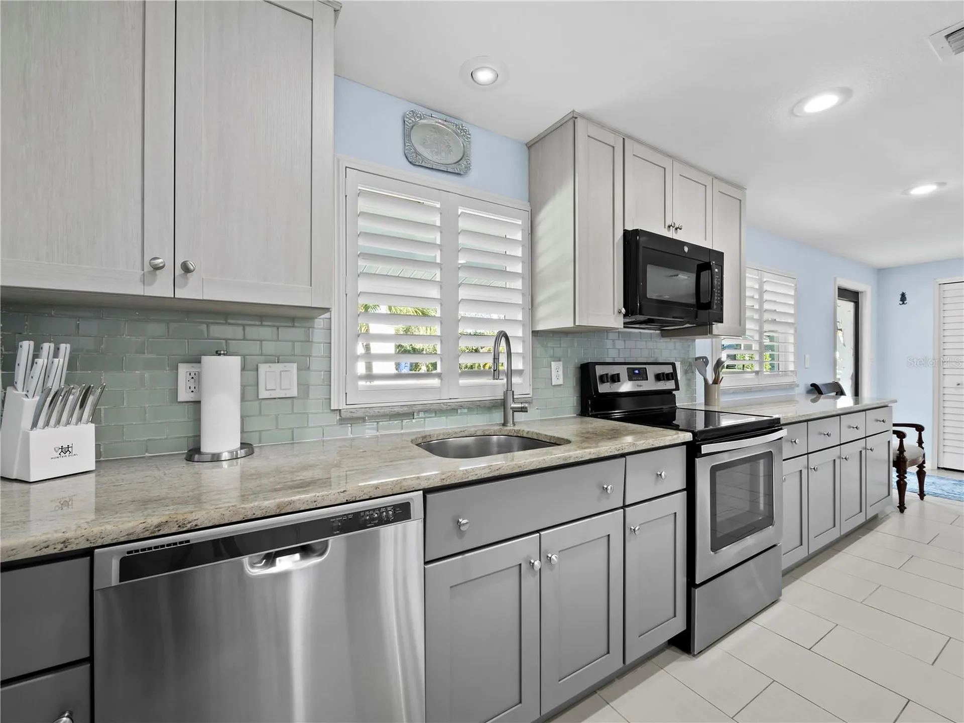 744 Jungle Queen Way Longboat Key FL 34228