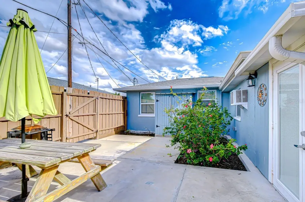 4444 17th Street W Bradenton FL 34207