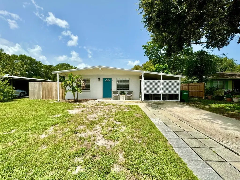 6331 S Renellie Court Tampa FL 33616