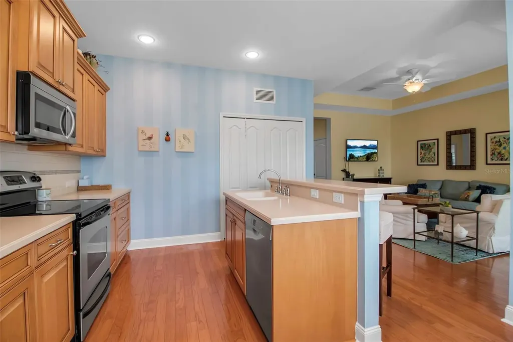 5036 Brickell Park Cove Bradenton FL 34211