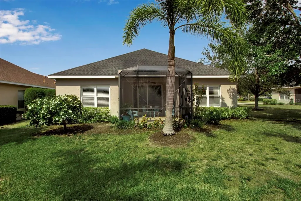 5036 Brickell Park Cove Bradenton FL 34211