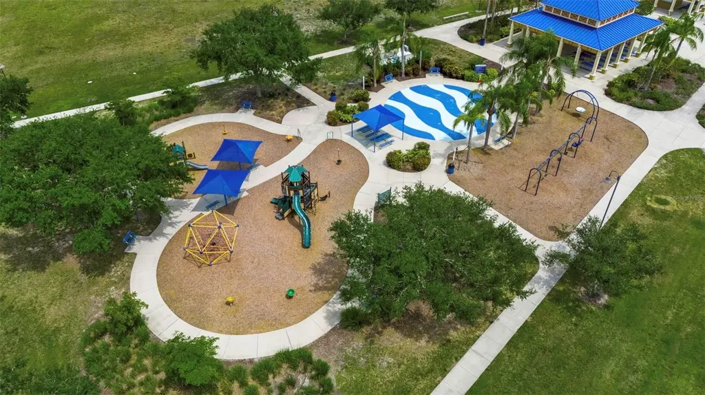 5036 Brickell Park Cove Bradenton FL 34211