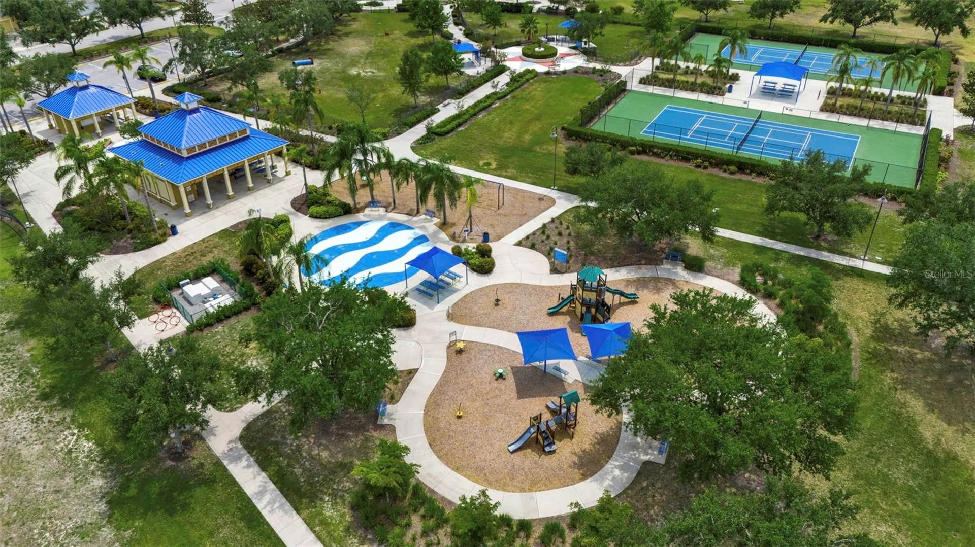 5036 Brickell Park Cove Bradenton FL 34211