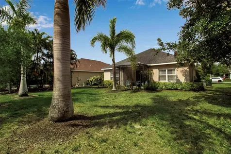 5036 Brickell Park Cove Bradenton FL 34211