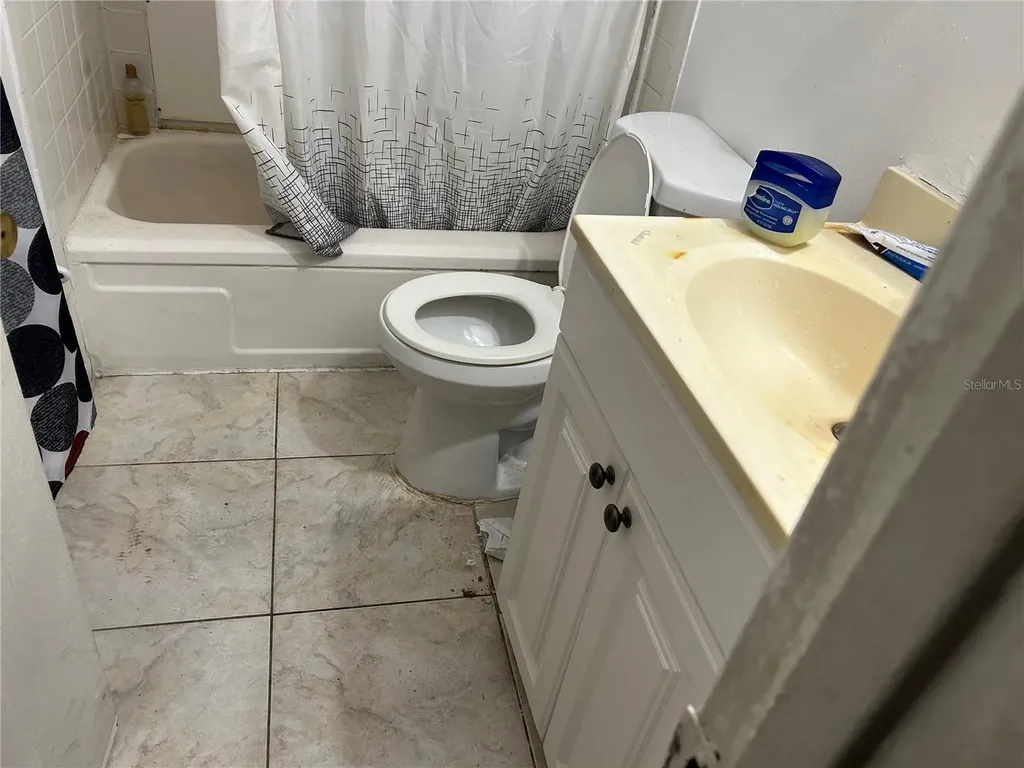 5391 Botany Court Orlando FL 32811