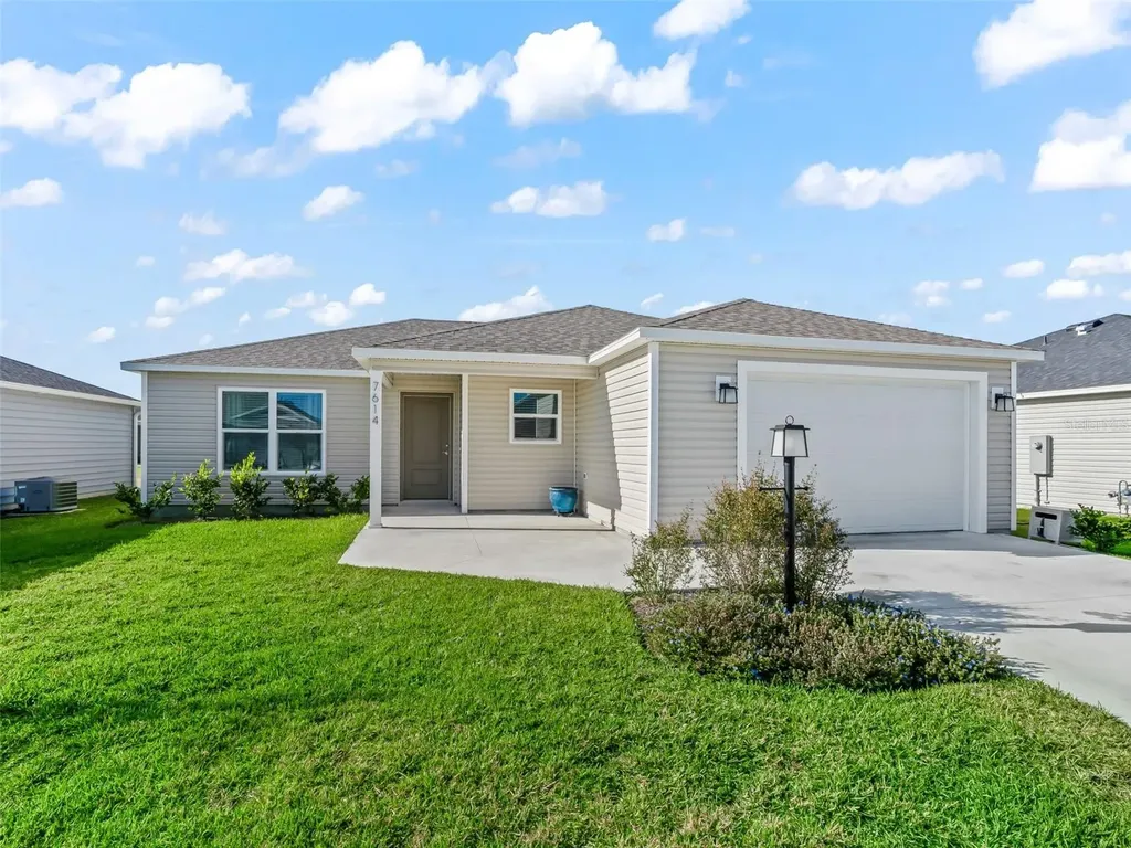 7614 Daniel Hearns Way The Villages FL 34762