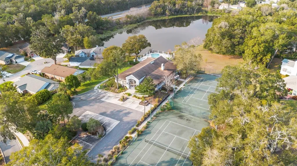 1136 W Glen Falls Road Deland FL 32720