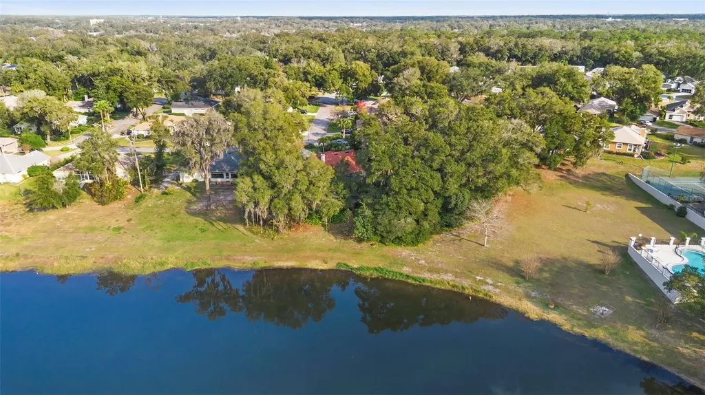 1136 W Glen Falls Road Deland FL 32720