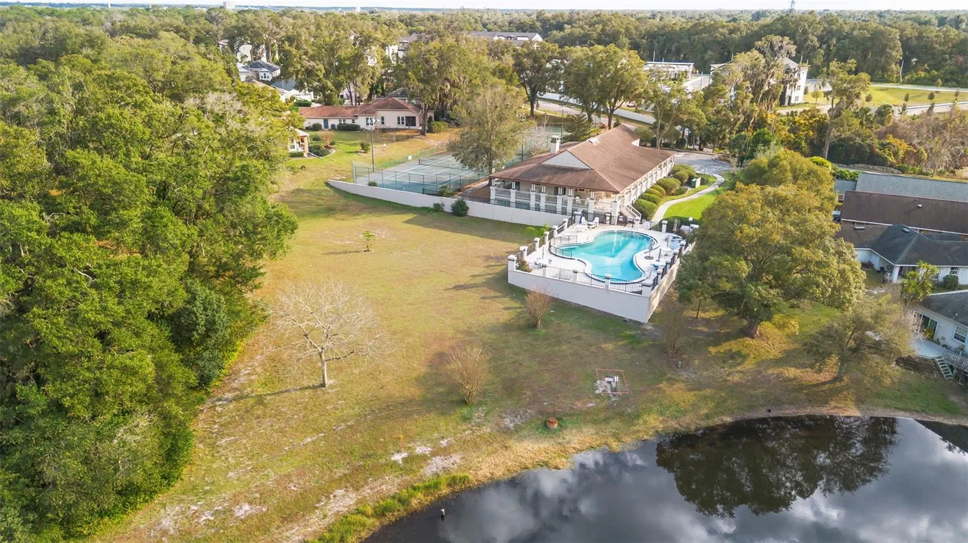 1136 W Glen Falls Road Deland FL 32720