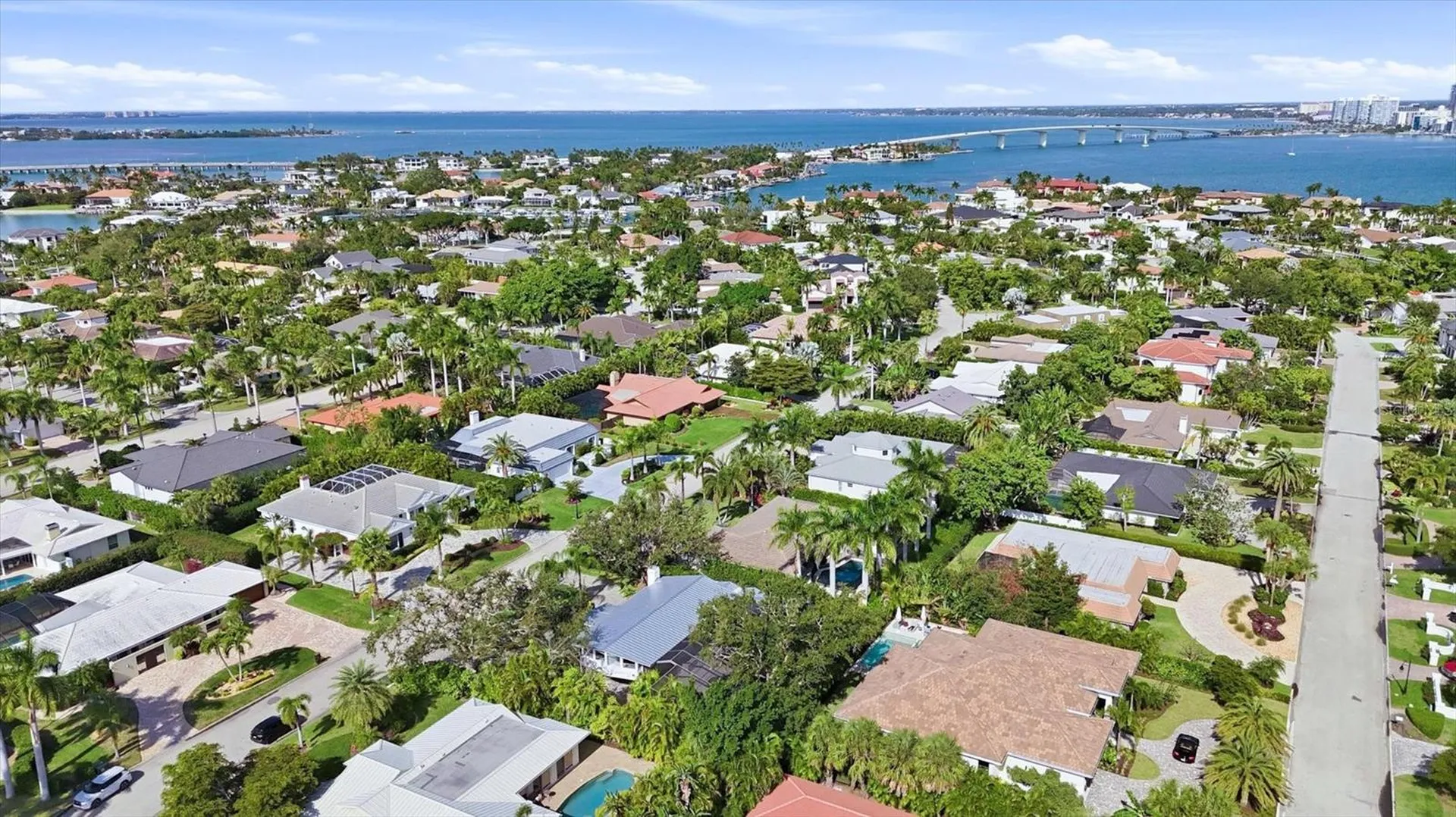 425 Partridge Circle Sarasota FL 34236