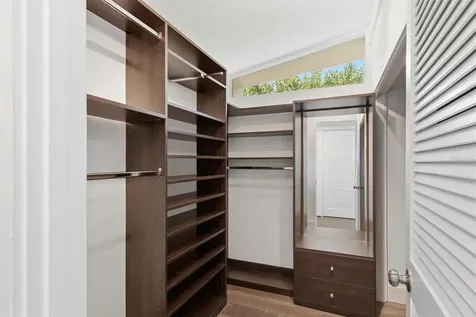 425 Partridge Circle Sarasota FL 34236