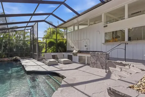 425 Partridge Circle Sarasota FL 34236