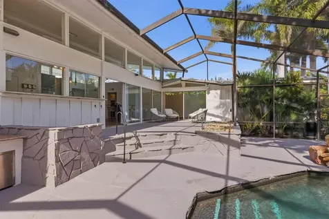 425 Partridge Circle Sarasota FL 34236