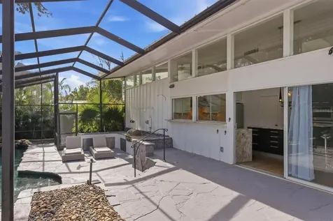 425 Partridge Circle Sarasota FL 34236