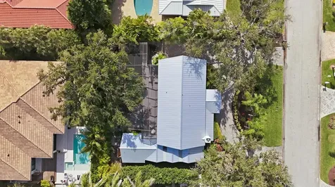 425 Partridge Circle Sarasota FL 34236