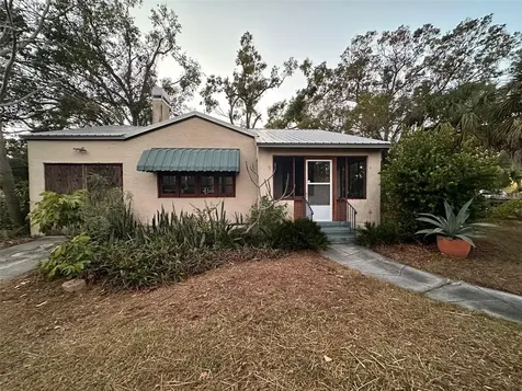 4101 4th Street S St Petersburg FL 33705