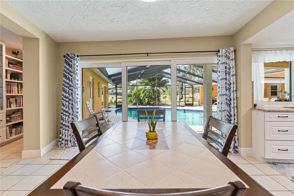 1905 Country Club Court Plant City FL 33566