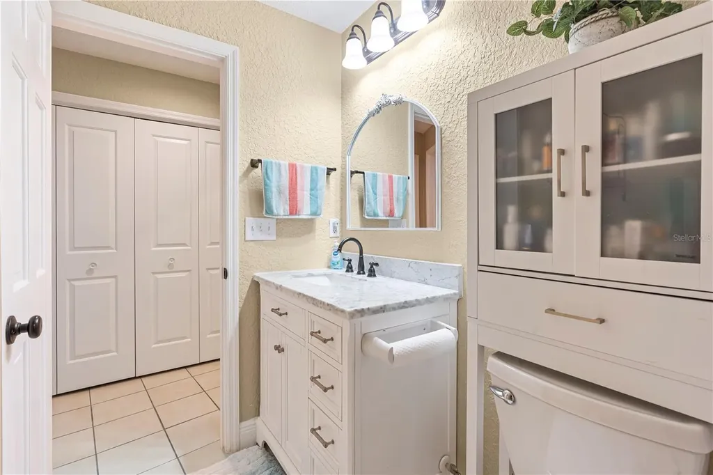 1905 Country Club Court Plant City FL 33566