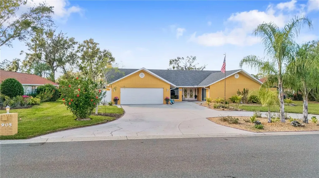 1905 Country Club Court Plant City FL 33566