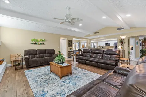1905 Country Club Court Plant City FL 33566