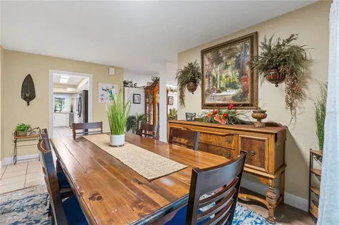 1905 Country Club Court Plant City FL 33566