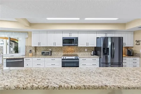 1905 Country Club Court Plant City FL 33566