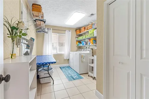 1905 Country Club Court Plant City FL 33566