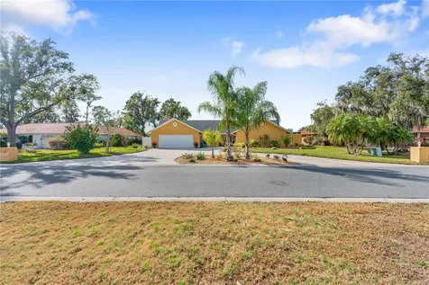 1905 Country Club Court Plant City FL 33566