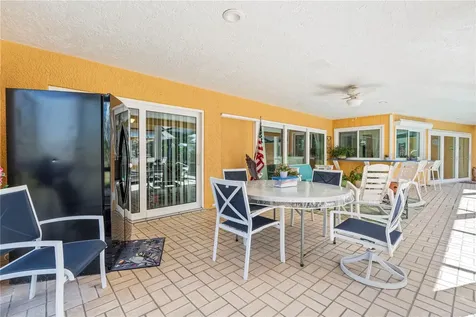 1905 Country Club Court Plant City FL 33566