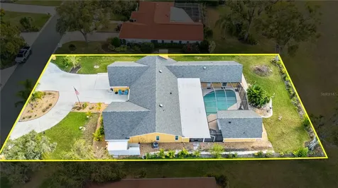 1905 Country Club Court Plant City FL 33566