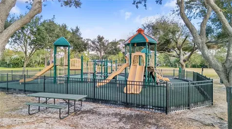 1905 Country Club Court Plant City FL 33566