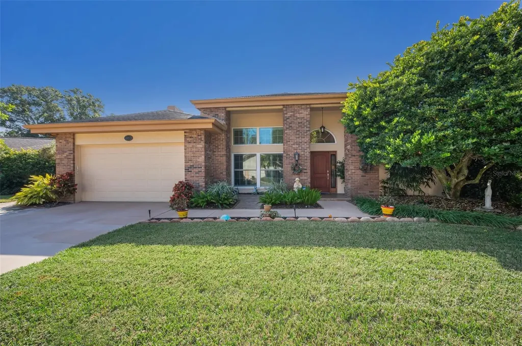 38 Ridgecroft Lane Safety Harbor FL 34695