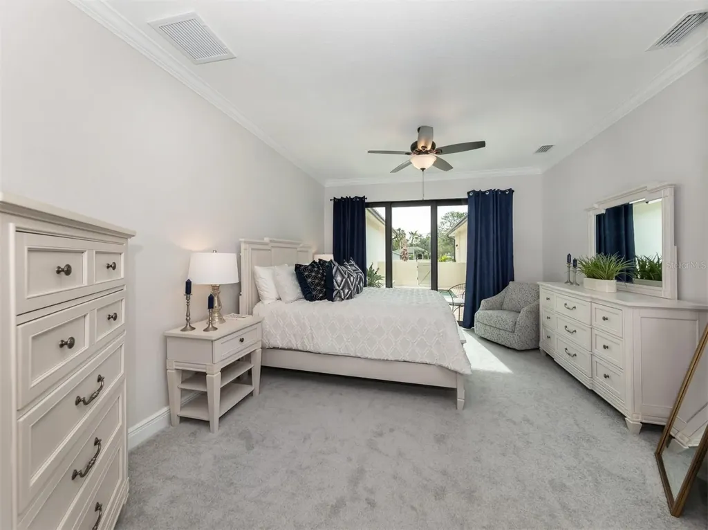 906 E Venice Avenue Venice FL 34285