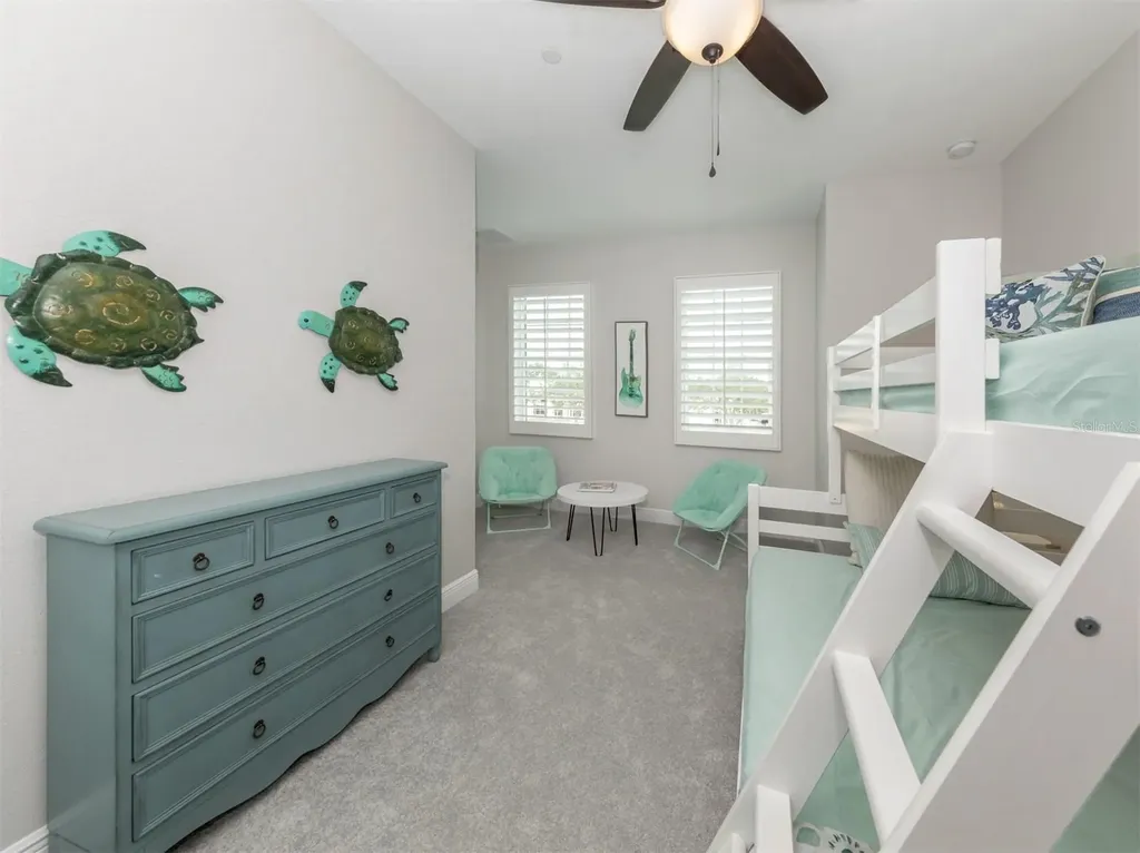 906 E Venice Avenue Venice FL 34285