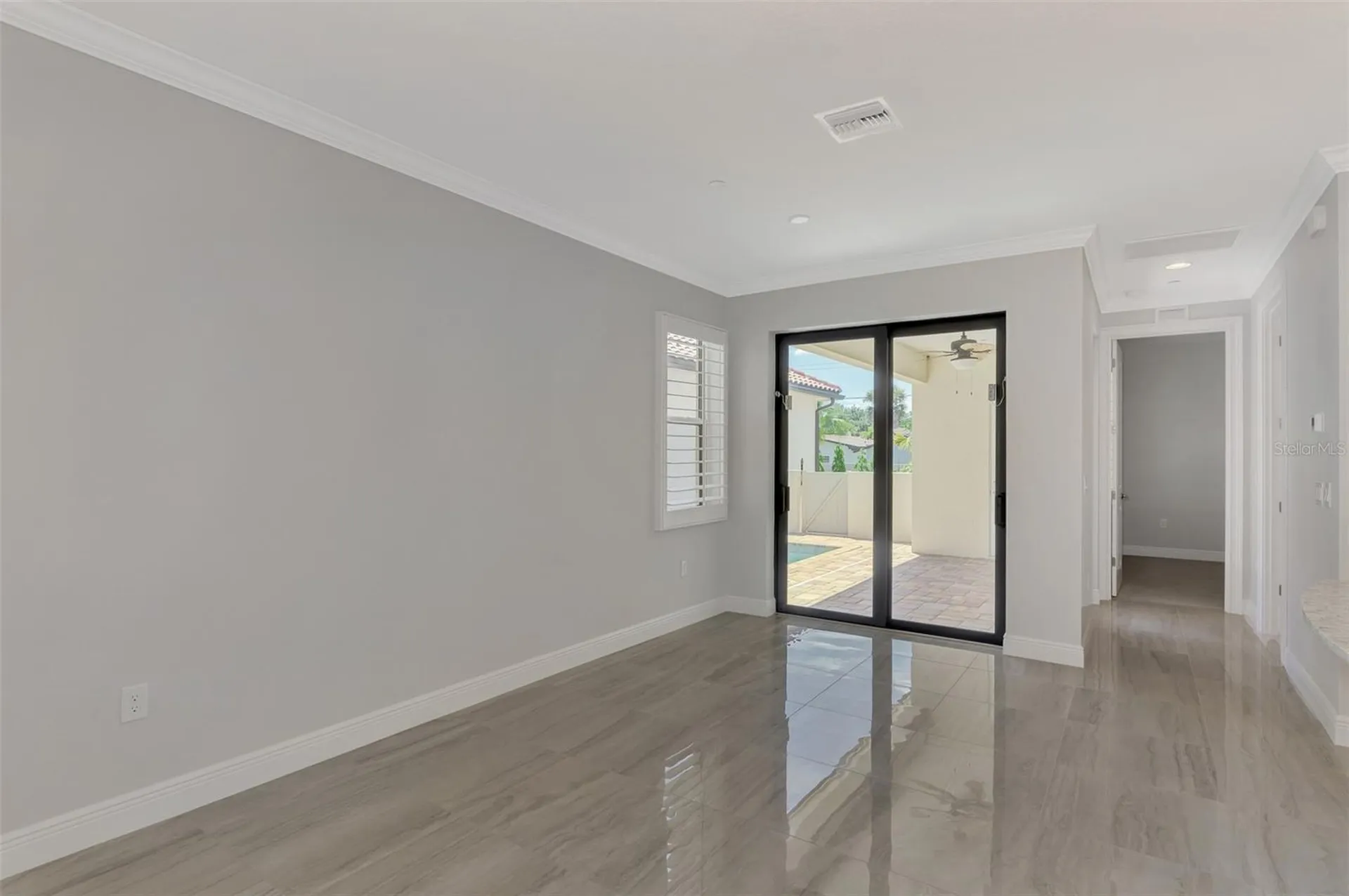 906 E Venice Avenue Venice FL 34285