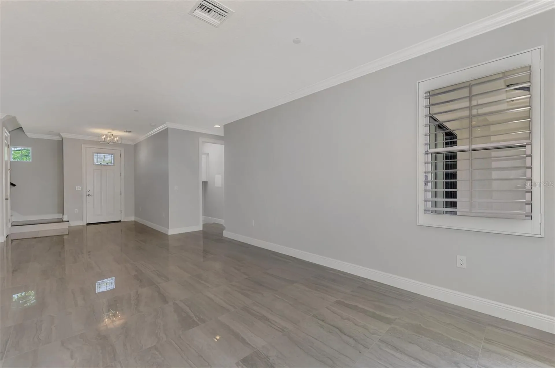906 E Venice Avenue Venice FL 34285