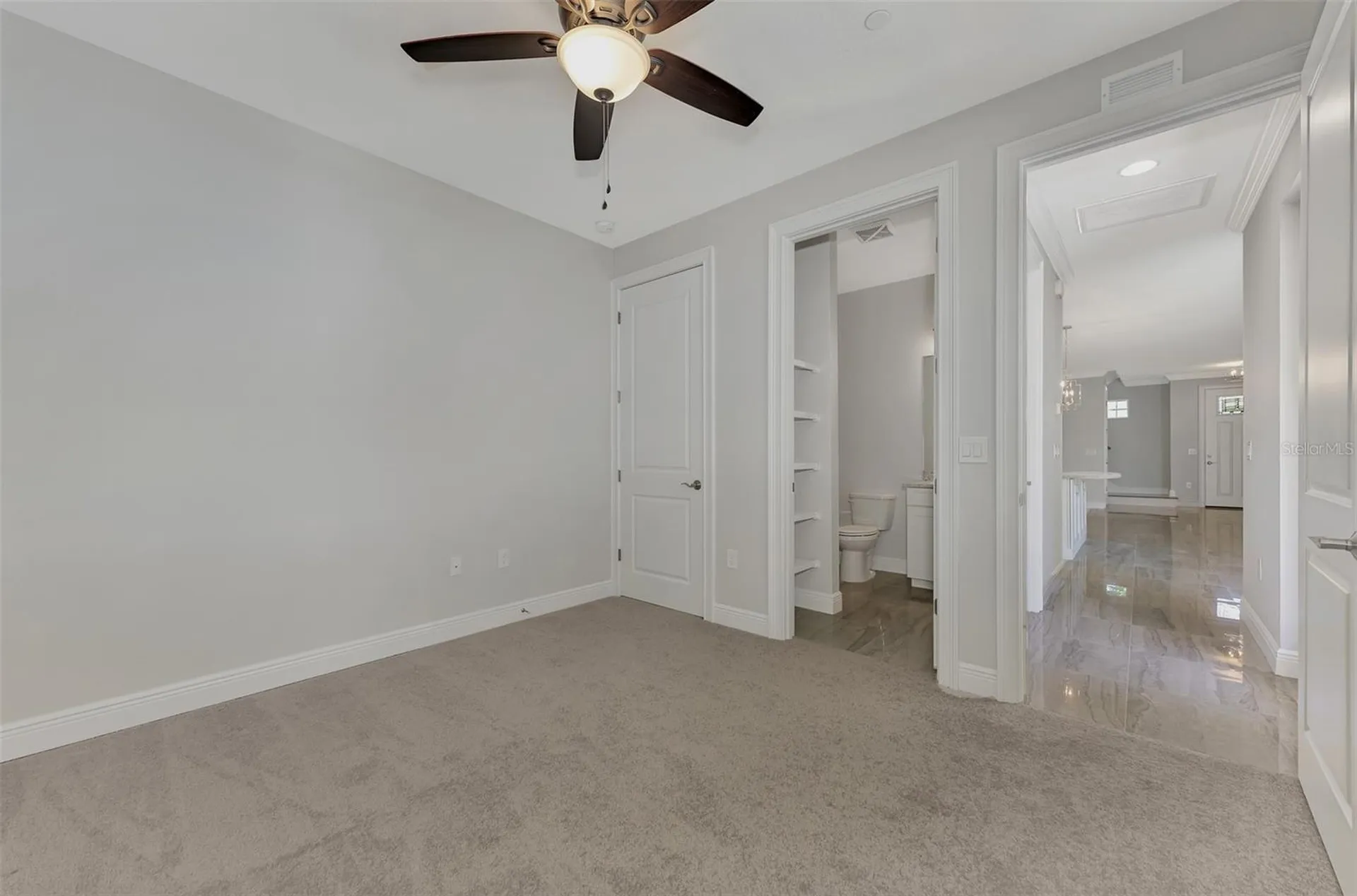 906 E Venice Avenue Venice FL 34285