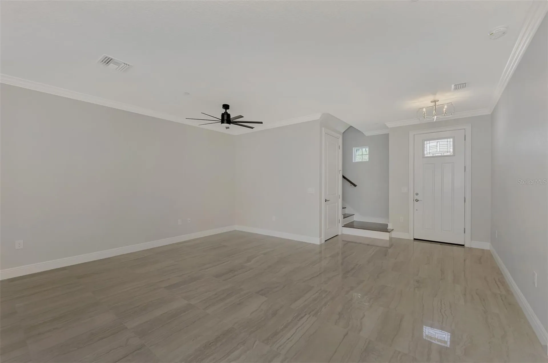 906 E Venice Avenue Venice FL 34285