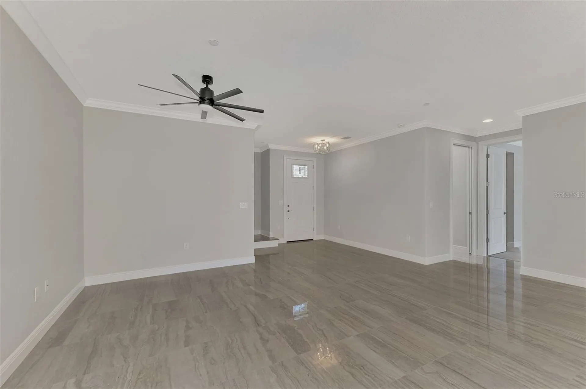 906 E Venice Avenue Venice FL 34285