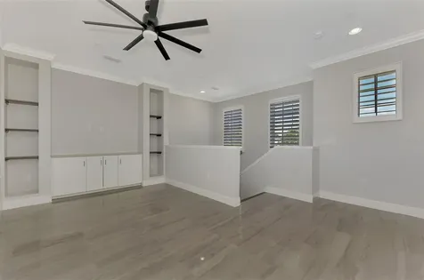 906 E Venice Avenue Venice FL 34285