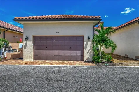 906 E Venice Avenue Venice FL 34285