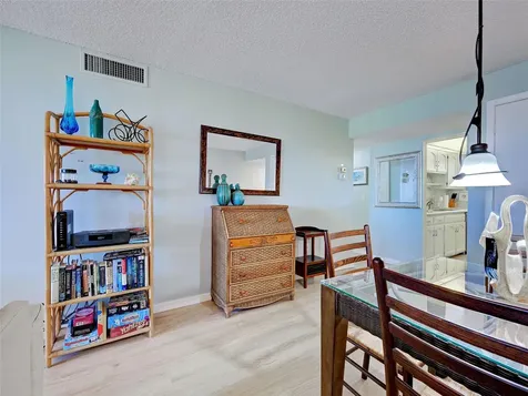 700 Golden Beach Bv Venice FL 34285
