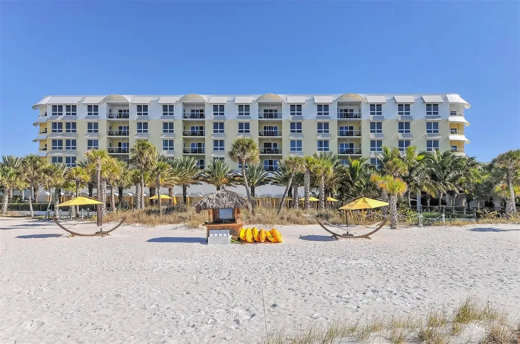 915 Seaside Drive Sarasota FL 34242